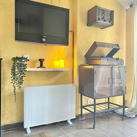Casa Medieval En El Centro De Apartamento *