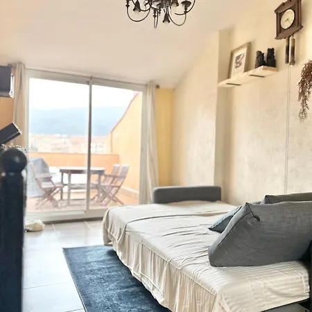 Casa Medieval En El Centro De Apartamento Montblanc